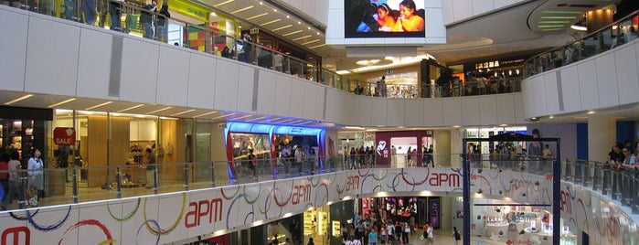 Millenium Mall is one of My Places.