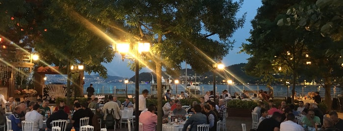 Sarıyer Riva Restaurant is one of Tempat yang Disukai Erkan.