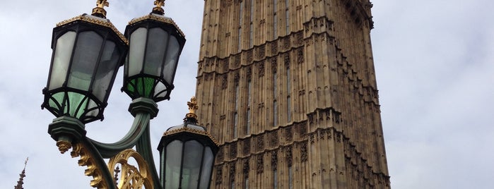 Elizabeth Tower (Big Ben) is one of London 2013 Len.