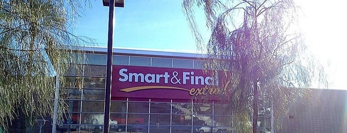 Smart & Final Extra! is one of Andrew 님이 좋아한 장소.