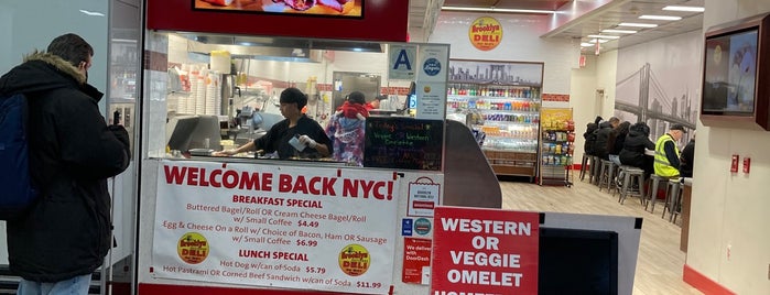 Brooklyn National Deli is one of Mikeさんのお気に入りスポット.