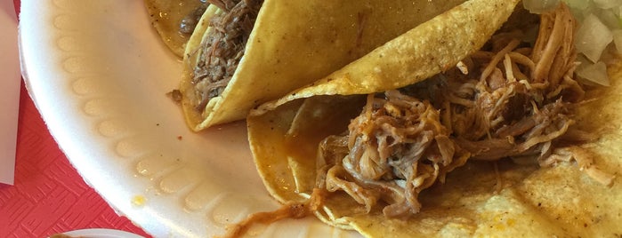El Rey Del Grill is one of The 15 Best Places for Chicken Tacos in Dallas.