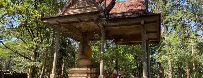 Wat Preah Vihear Bram Pi Lveng is one of Камбоджа.