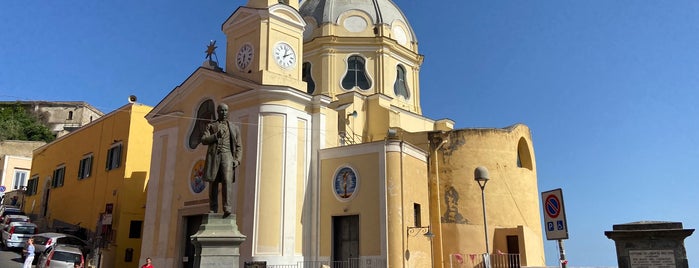 Piazza Dei Martiri is one of Procida.