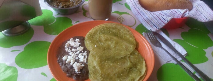 Las Delicias is one of Posti che sono piaciuti a Pedro.