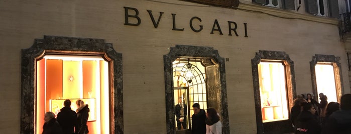 Bvlgari Headquarters is one of Lugares favoritos de Eleonora.