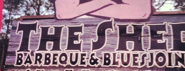 The Shed Barbeque and Blues Joint is one of Diners, Drive-Ins & Dives 3.