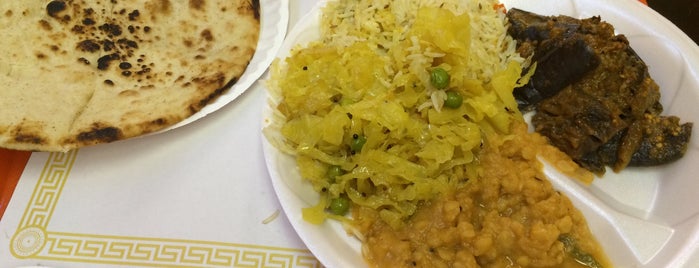 Raja's Indian Cuisine is one of Albert'in Beğendiği Mekanlar.