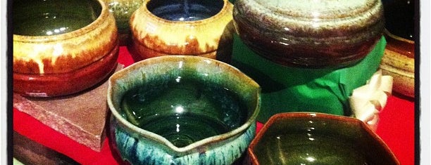 Clayworks Pottery is one of JRA : понравившиеся места.