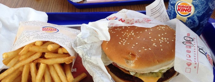 Burger King is one of Orte, die Deniss gefallen.