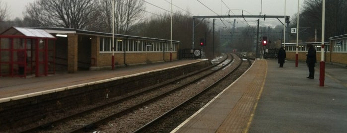 Shipley Railway Station (SHY) is one of สถานที่ที่ @WineAlchemy1 ถูกใจ.