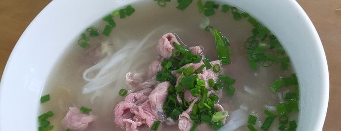 Phở Hồng is one of Евгенийさんのお気に入りスポット.