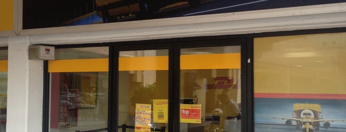 DHL Express is one of Tempat yang Disukai Ismael.