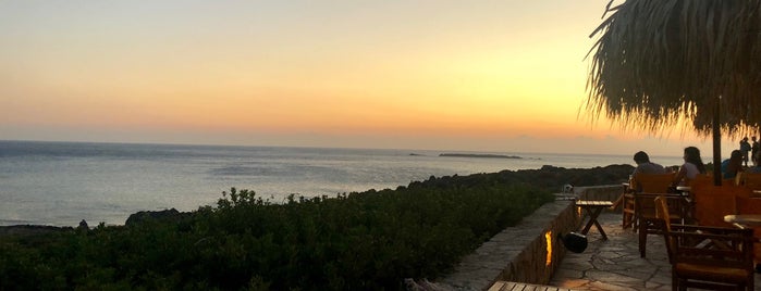 Orange Blue Bar is one of Secluded Crete.