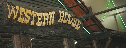 Western House is one of Bares e restaurantes.