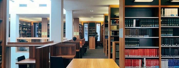 Zweigbibliothek Theologie | HU Berlin is one of Bibliotheken.