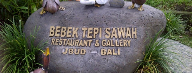 Bebek Tepi Sawah Restaurant & Villas is one of Bali's Top Spots = Peter's Fav's.