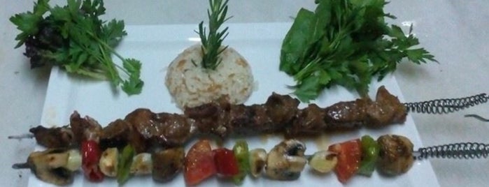 Beyaz Amca Restaurant is one of Posti che sono piaciuti a Nazli.