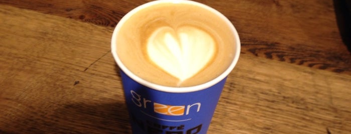 Green Caffè Nero is one of Michalさんの保存済みスポット.