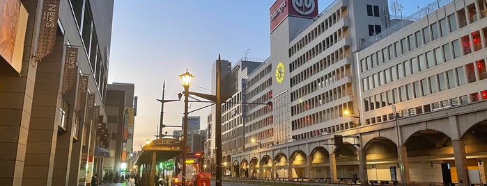 通町筋バス停 is one of Road.