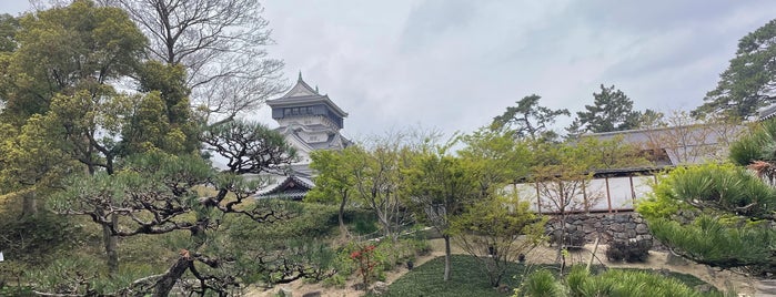 Kokura Castle Japanese Garden is one of JPN00/3-V(3).