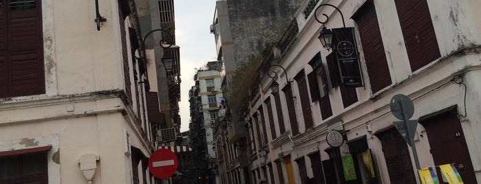Rua De S. Roque is one of Macau 2016.