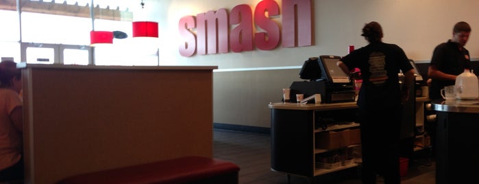 Smash Burger is one of Near Seguin TX.