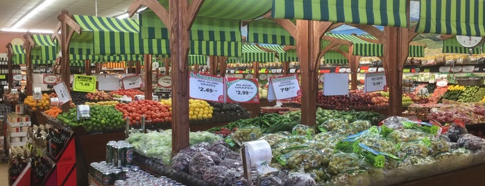 Devon Market is one of food places..