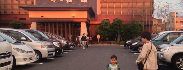 天然温泉 七福の湯 戸田店 is one of Lieux qui ont plu à Masahiro.