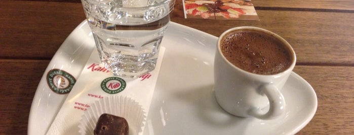 Kahve Durağı is one of Lugares favoritos de İhsan.
