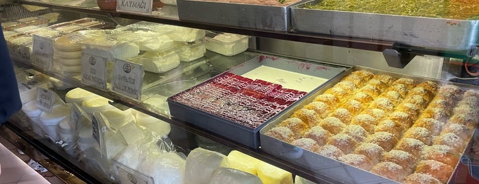 Kıztaşı Muhallebicisi is one of Tatlı & cafe.