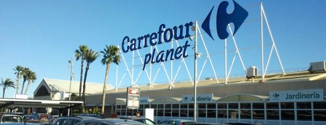 Carrefour is one of Orte, die Anastasia gefallen.