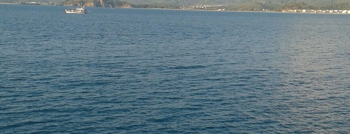 12 Adalar Tekne Turu is one of Işıklar Kenti.