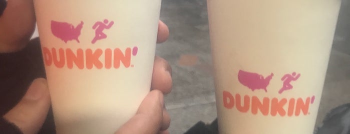 Dunkin' is one of New-York 8 Days with Krys.