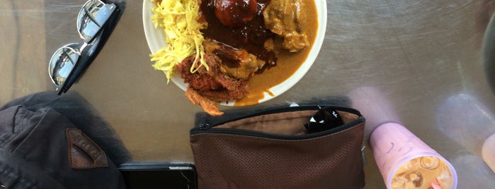 Restoran Nasi Kandar Jamal is one of Makan2 Sampai Gemok.