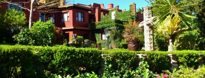 Villa Montaña Hotel & Spa is one of Tempat yang Disukai Oscar.