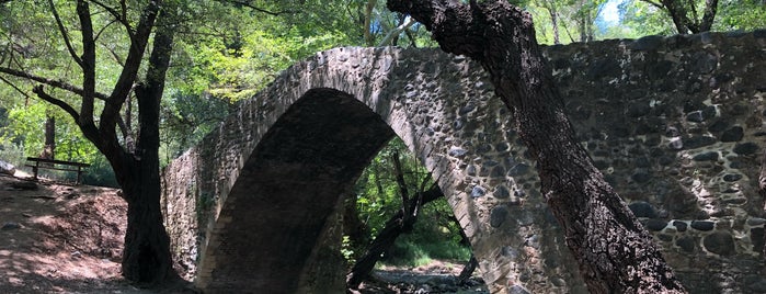 Tzelefos Bridge is one of Tempat yang Disukai Yiannis.