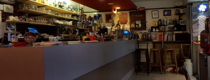 Cafe de la Republique is one of To be bu.