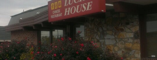 Lucky House is one of Locais curtidos por Tammy.