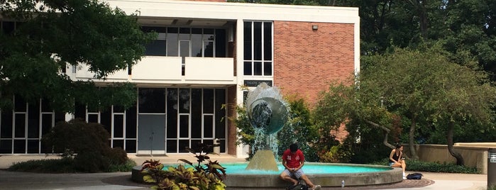 Theatre Building is one of Johnさんのお気に入りスポット.