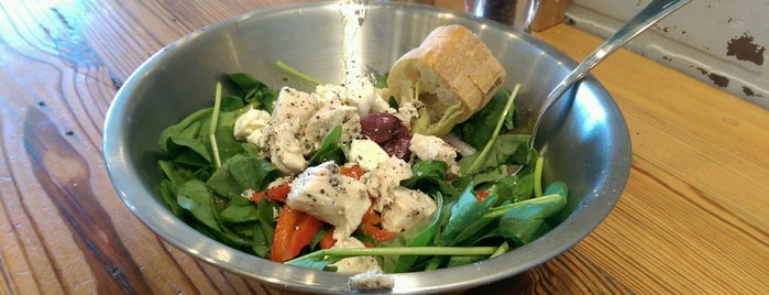 Vinaigrette Salad Kitchen is one of RHR's Local Foodie Faves.