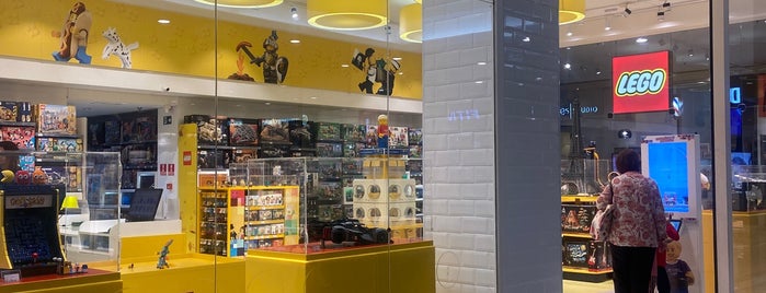 Lego Store is one of The 15 Best Toy Stores in São Paulo.