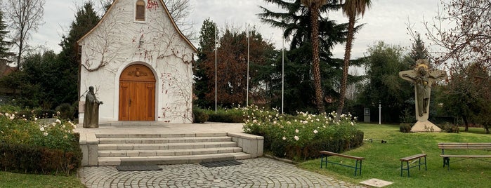 Santuario de Schoenstatt is one of Santuarios de Schoenstatt.