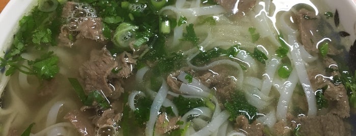 Beta Green is one of Pho.