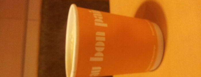 Au Bon Pain is one of Bangalore Cafes.