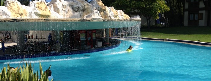 Piscina Summerville Beach Resort is one of Tempat yang Disukai Eduardo.