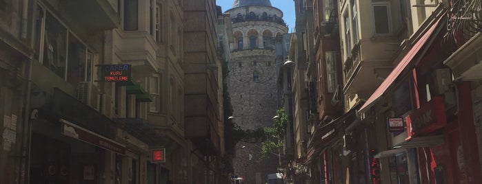Galata Kulesi is one of Nona'nın Beğendiği Mekanlar.