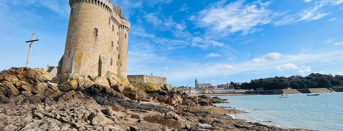 Anse Solidor is one of Guide to Saint-Malo's best spots.
