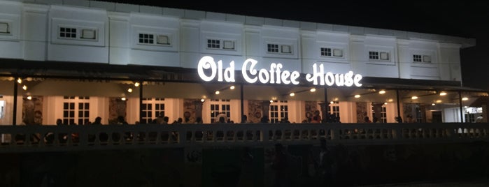 Indian Coffee House (Shanghumugham) is one of The  best value restaurants in Trivandrum, India.