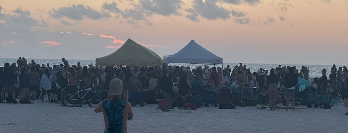 TI Drum Circle is one of Beach.